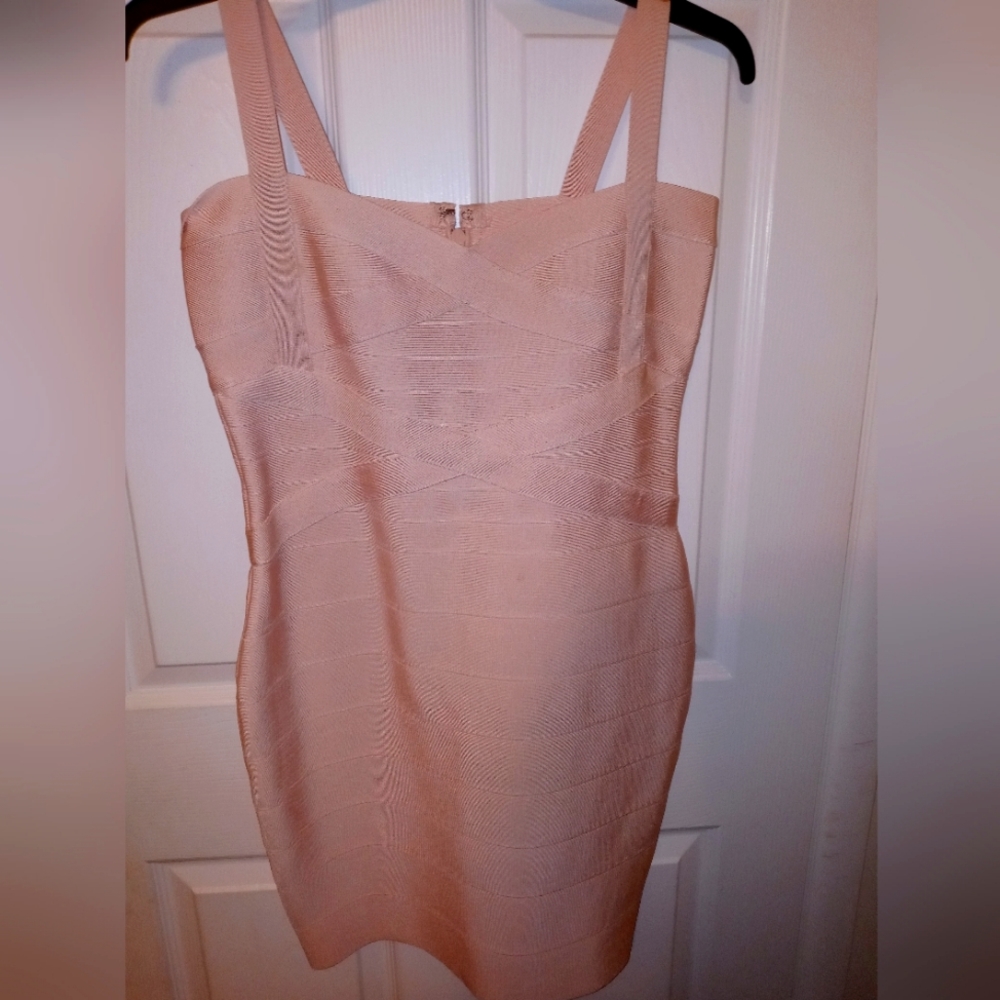 NWOT Pale Pink Bandage Dress Size XL